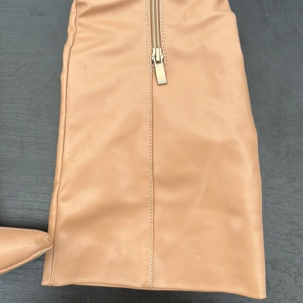 Senzio Women’s Nude Faux Leather Knee High Boots Size 9 Chunky Heel